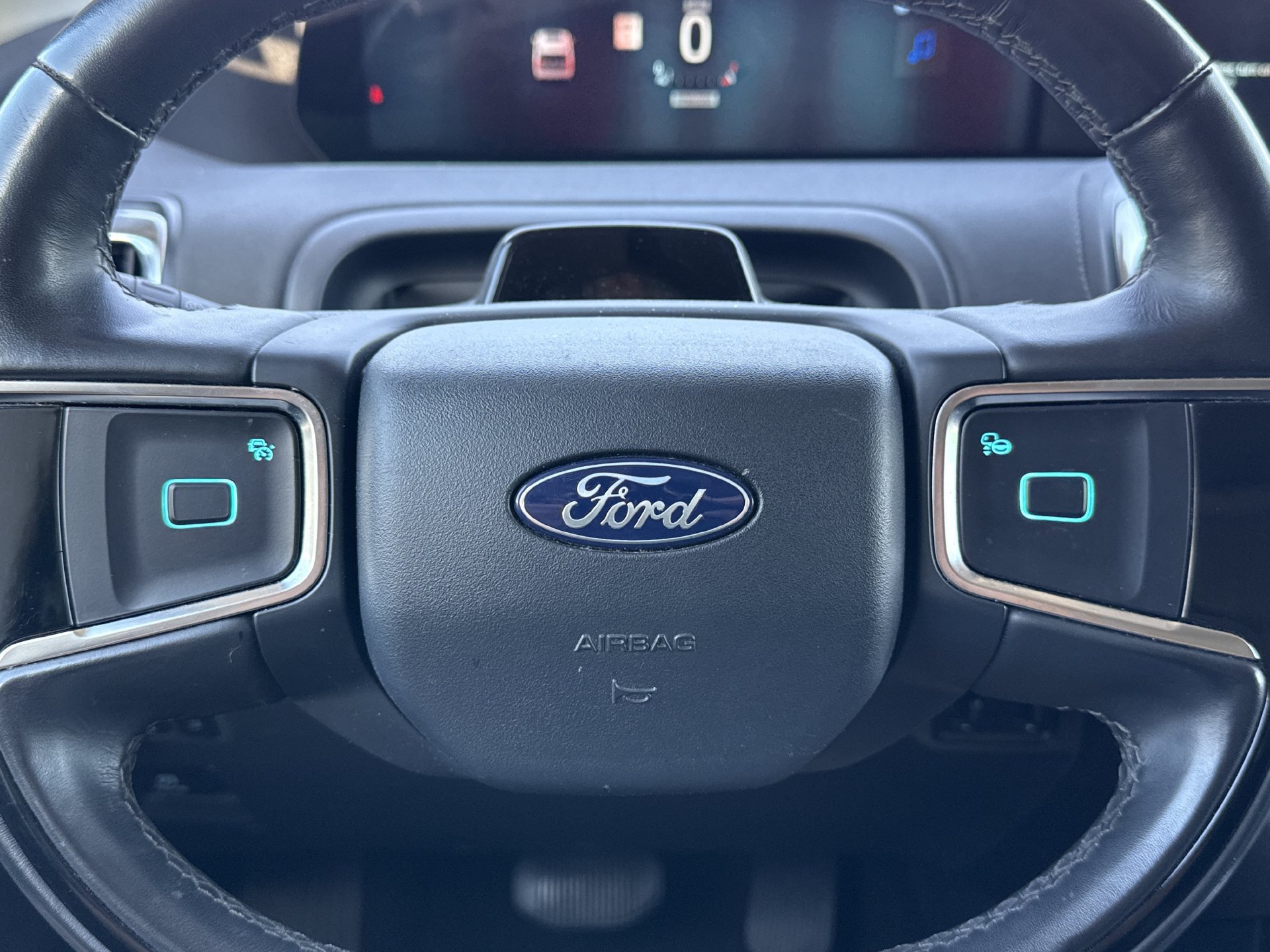 Used 2025 Ford Expedition Platinum AWD/4WD image 9