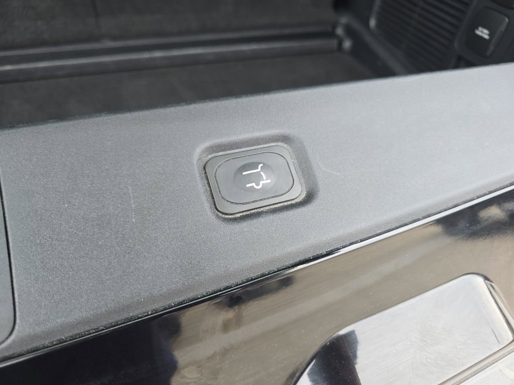Used 2025 Ford Expedition Tremor AWD/4WD image 7