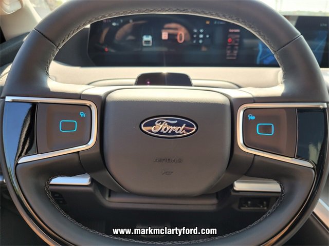 New 2025 Ford Expedition Platinum w/ Driver's Package image 20