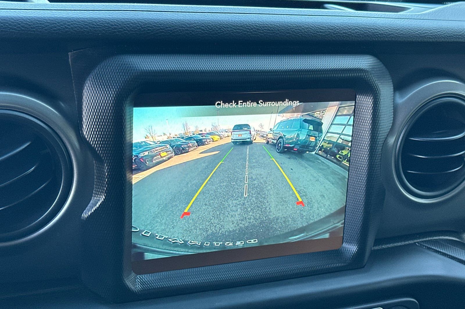 Used 2022 Jeep Wrangler Unlimited Sport image 20