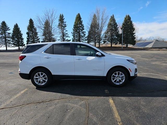 Used 2022 Chevrolet Equinox LT AWD/4WD image 7