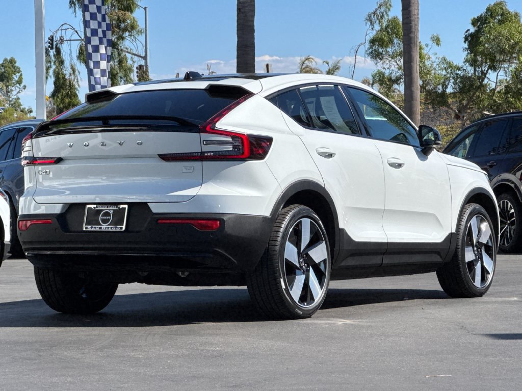Certified 2023 Volvo C40 P8 Recharge Plus w/ Climate Package AWD/4WD image 5