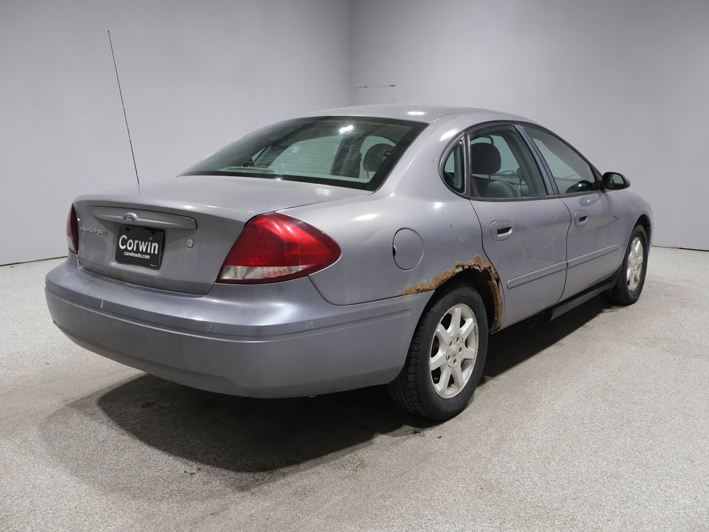 Used 2006 Ford Taurus SEL FWD image 2