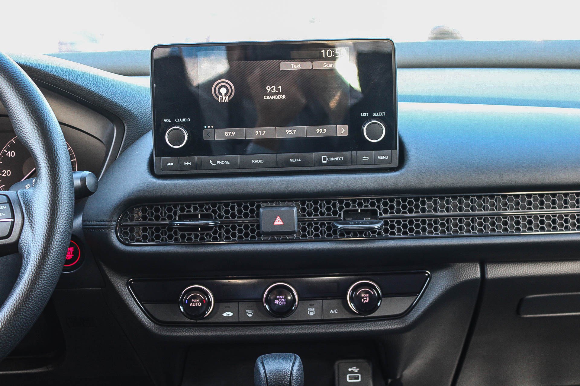 Certified 2024 Honda HR-V LX image 14