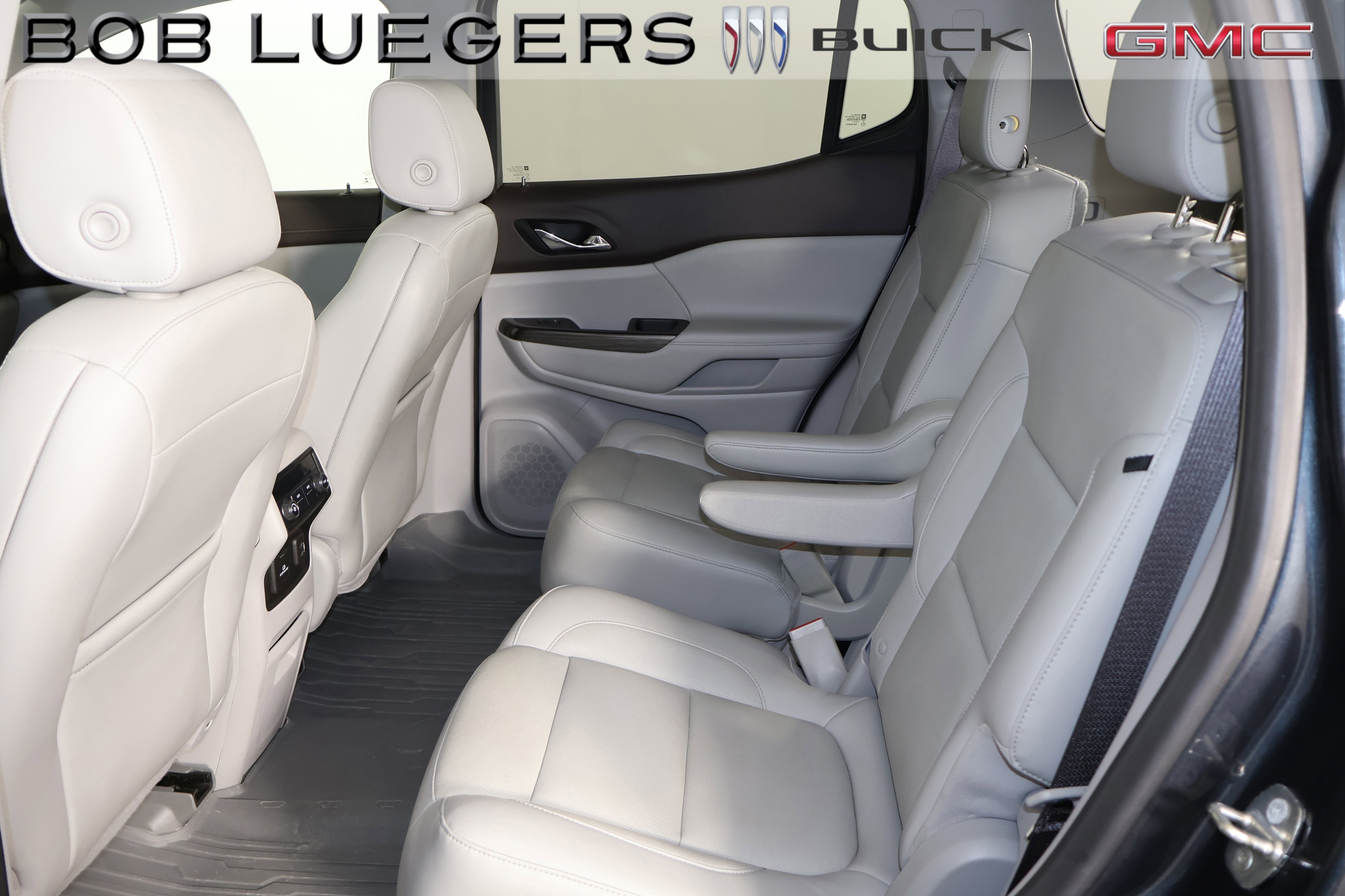 Certified 2019 GMC Acadia SLT image 12