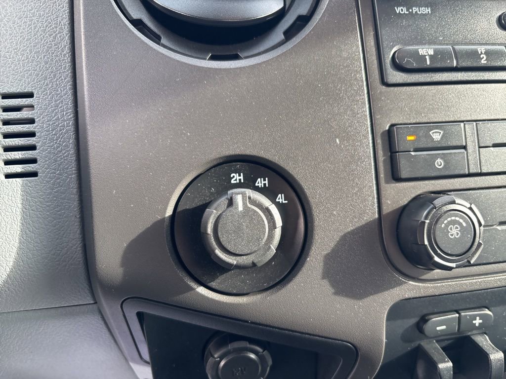 Used 2015 Ford F350 XL image 28