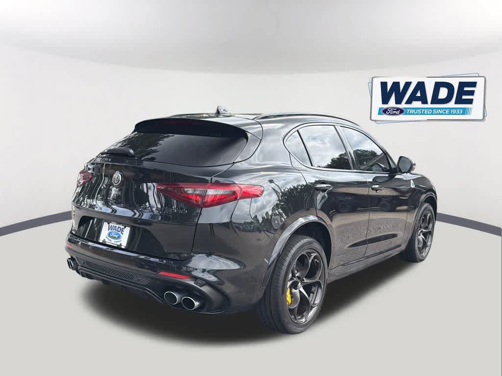 Used 2020 Alfa Romeo Stelvio Quadrifoglio AWD/4WD image 5