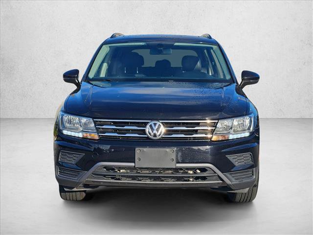 Used 2021 Volkswagen Tiguan SE w/ Panoramic Sunroof Package image 2