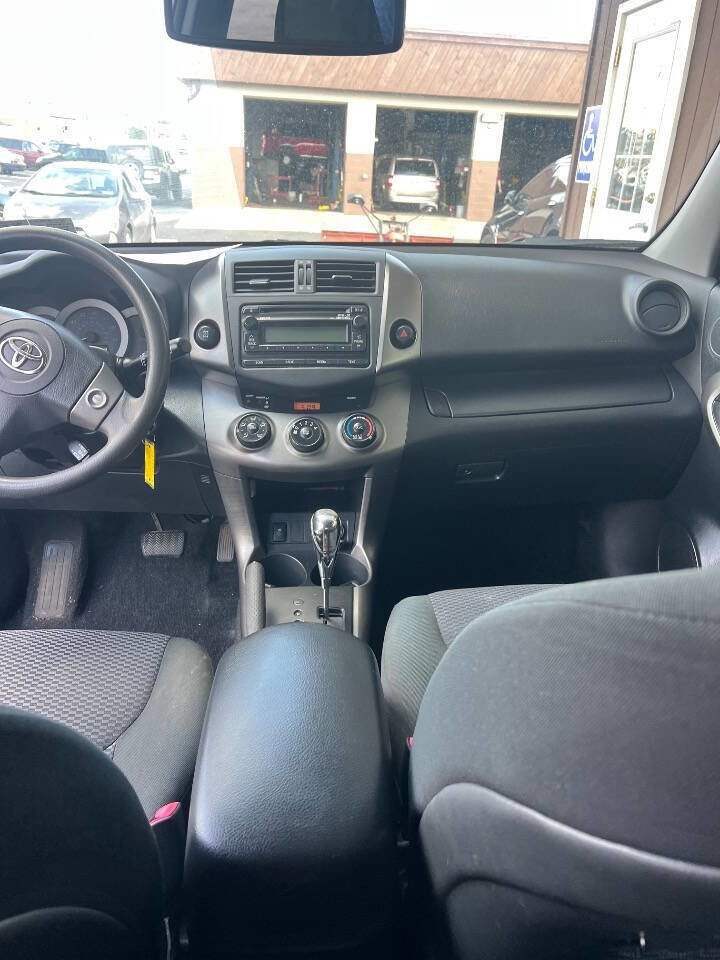 Used 2012 Toyota RAV4 Sport w/ Appearance Pkg image 9