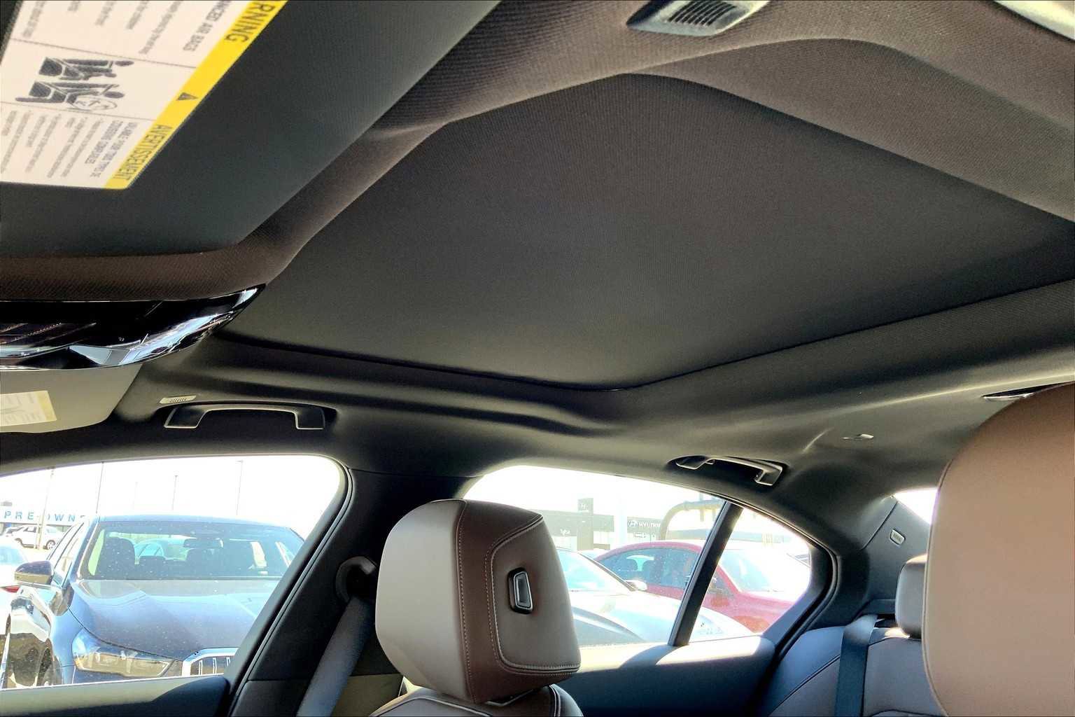 New 2025 BMW 530i xDrive image 18