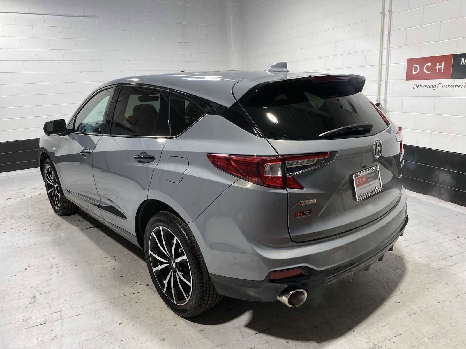 Used 2025 Acura RDX A-Spec image 4