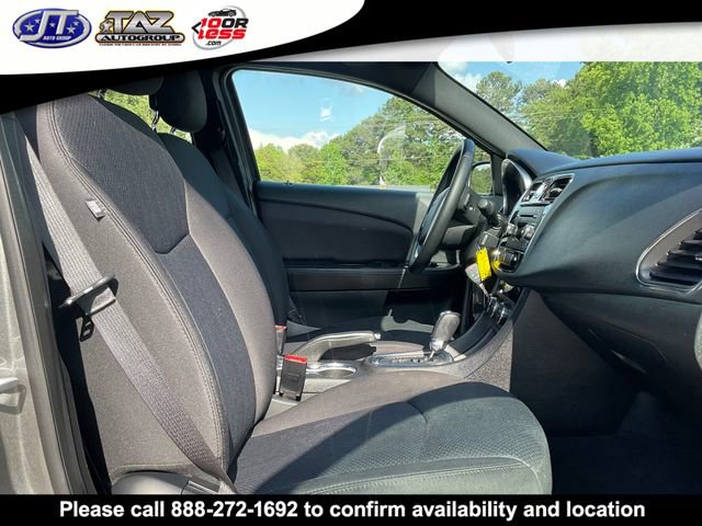 Used 2012 Chrysler 200 Touring image 14