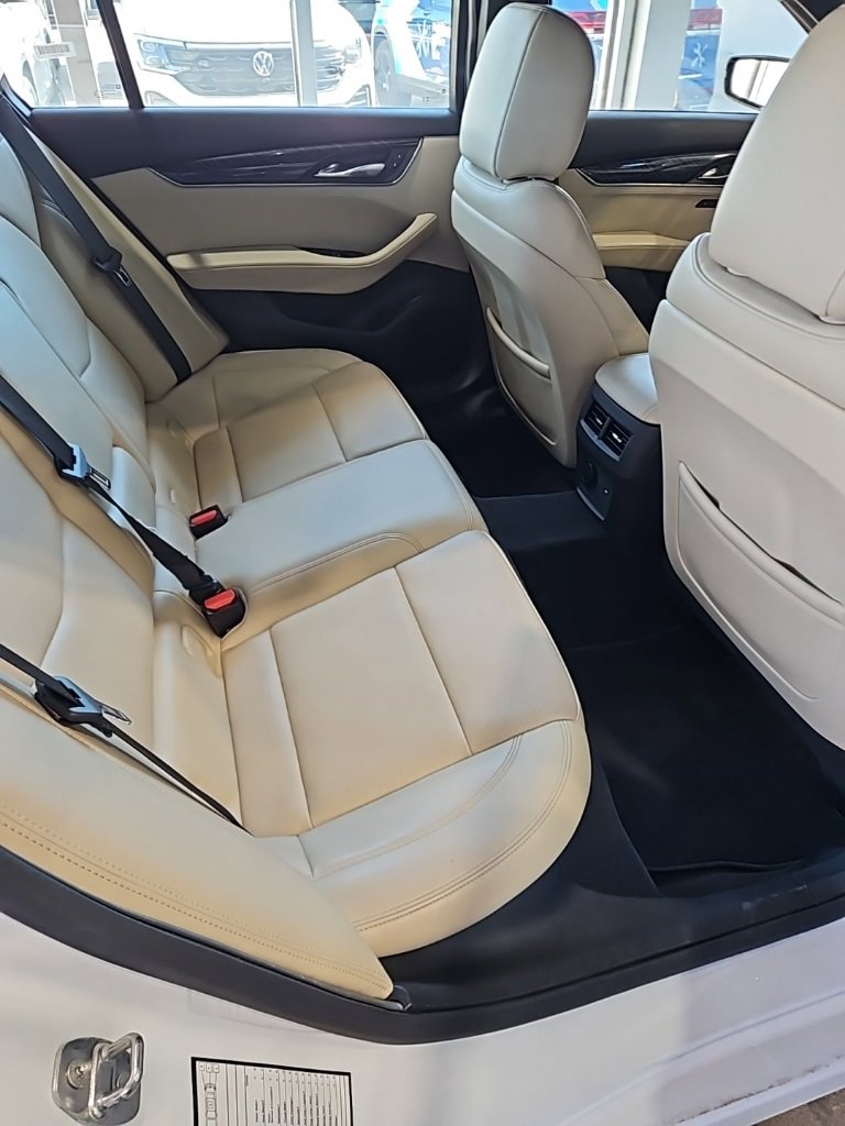 Used 2023 Cadillac CT5 Luxury image 16
