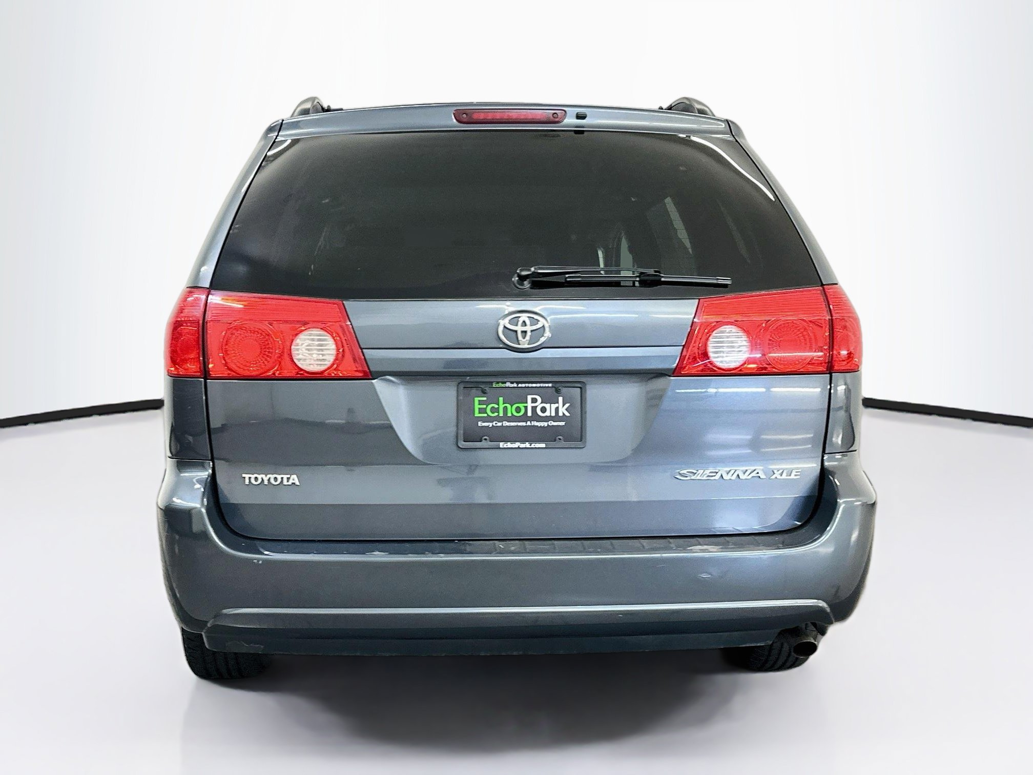 Used 2007 Toyota Sienna XLE FWD image 7