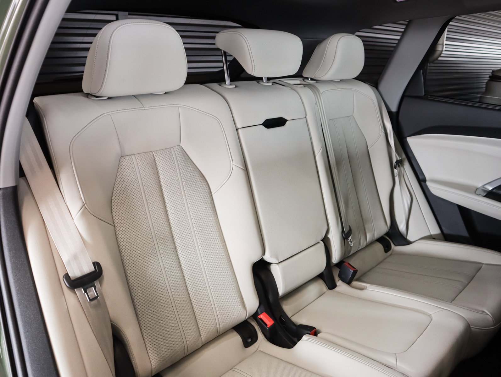 New 2026 Audi Q5 Premium Plus AWD/4WD image 10