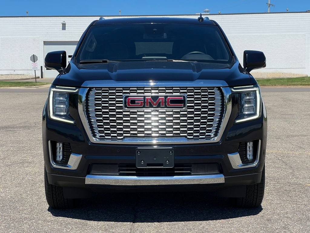 Used 2024 GMC Yukon XL SLT w/ SLT Luxury Package AWD/4WD image 54