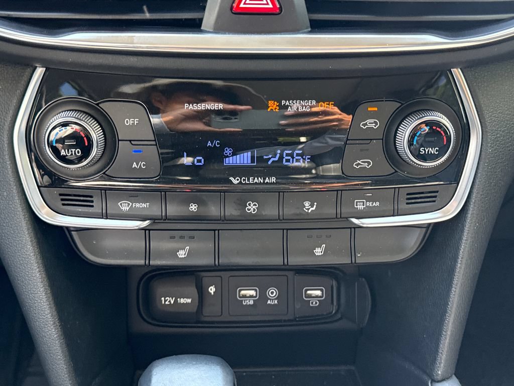 Used 2020 Hyundai Santa Fe SEL FWD image 24