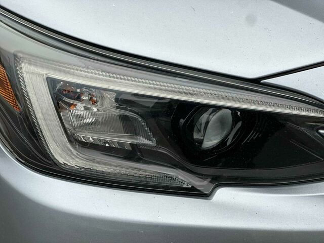 Used 2020 Subaru Outback Premium image 32