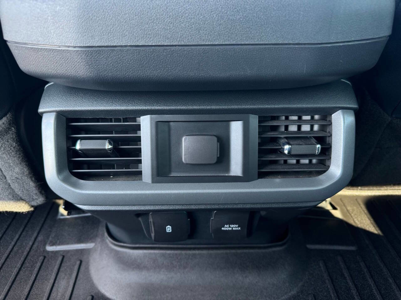 Used 2022 Ford F150 Lariat image 32