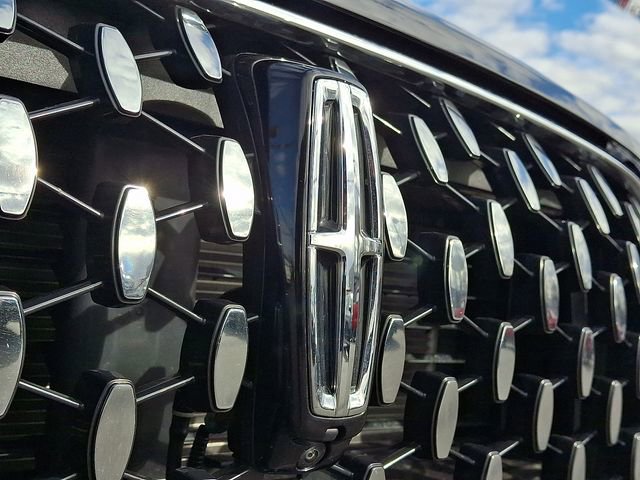 Certified 2025 Lincoln Corsair Reserve image 31