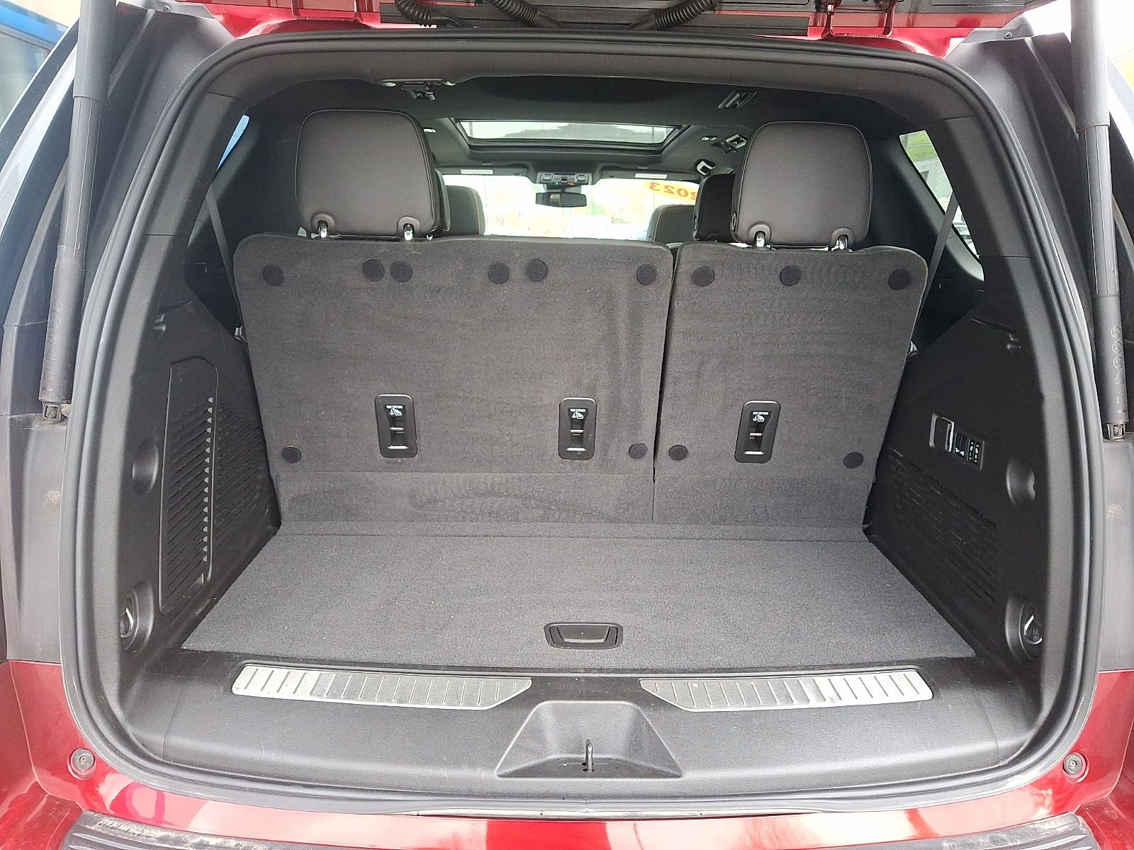 Used 2023 GMC Yukon AT4 w/ LPO, Floor Liner Package AWD/4WD image 29