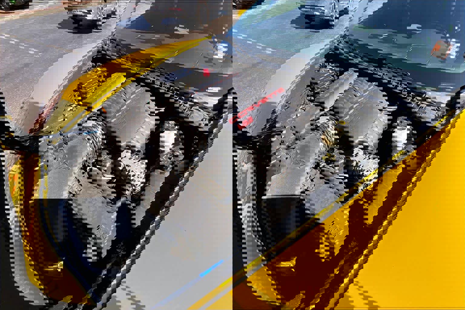 Used 2013 Chevrolet Corvette Coupe image 11