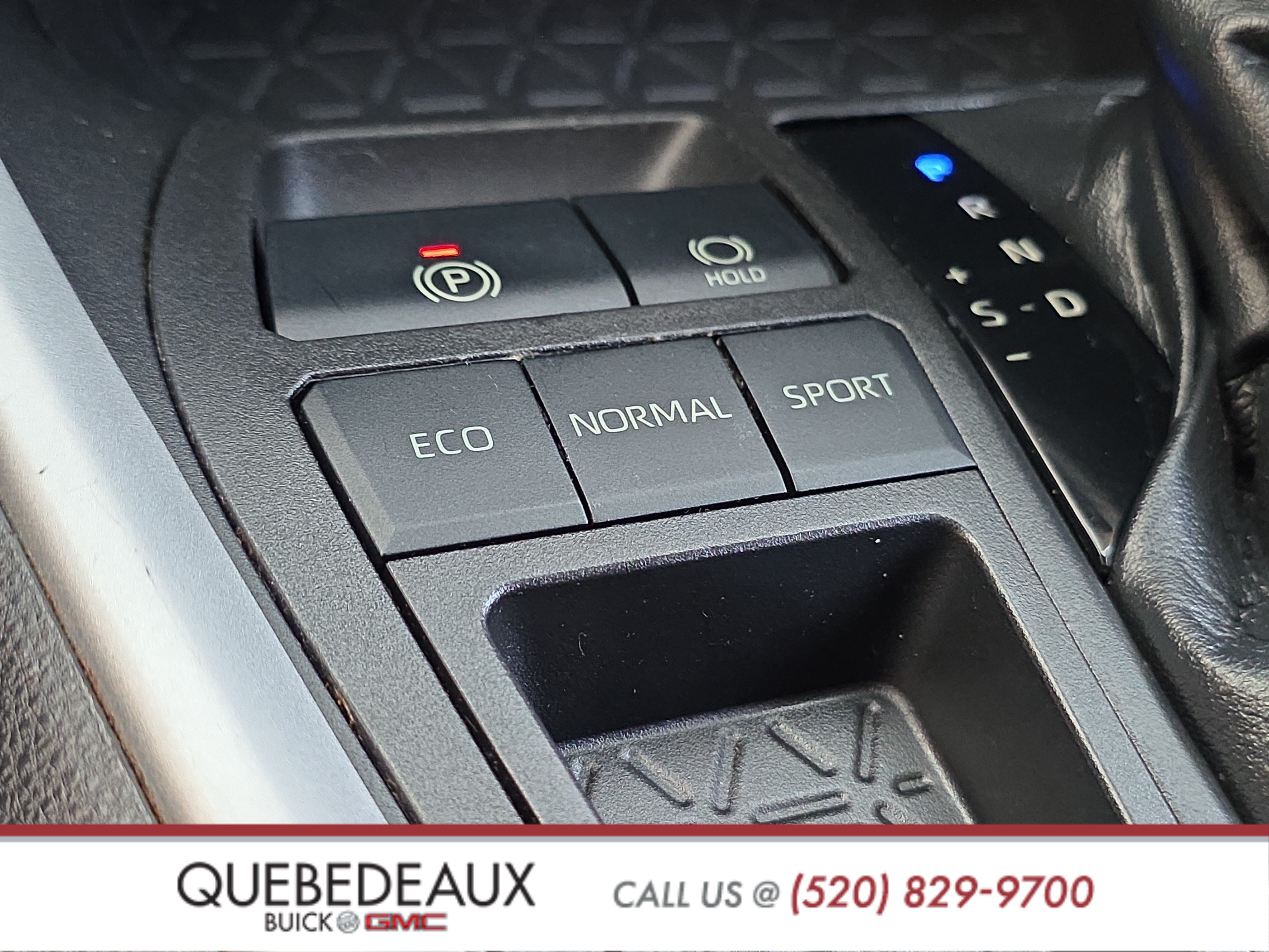 Used 2022 Toyota RAV4 XLE Premium FWD image 21