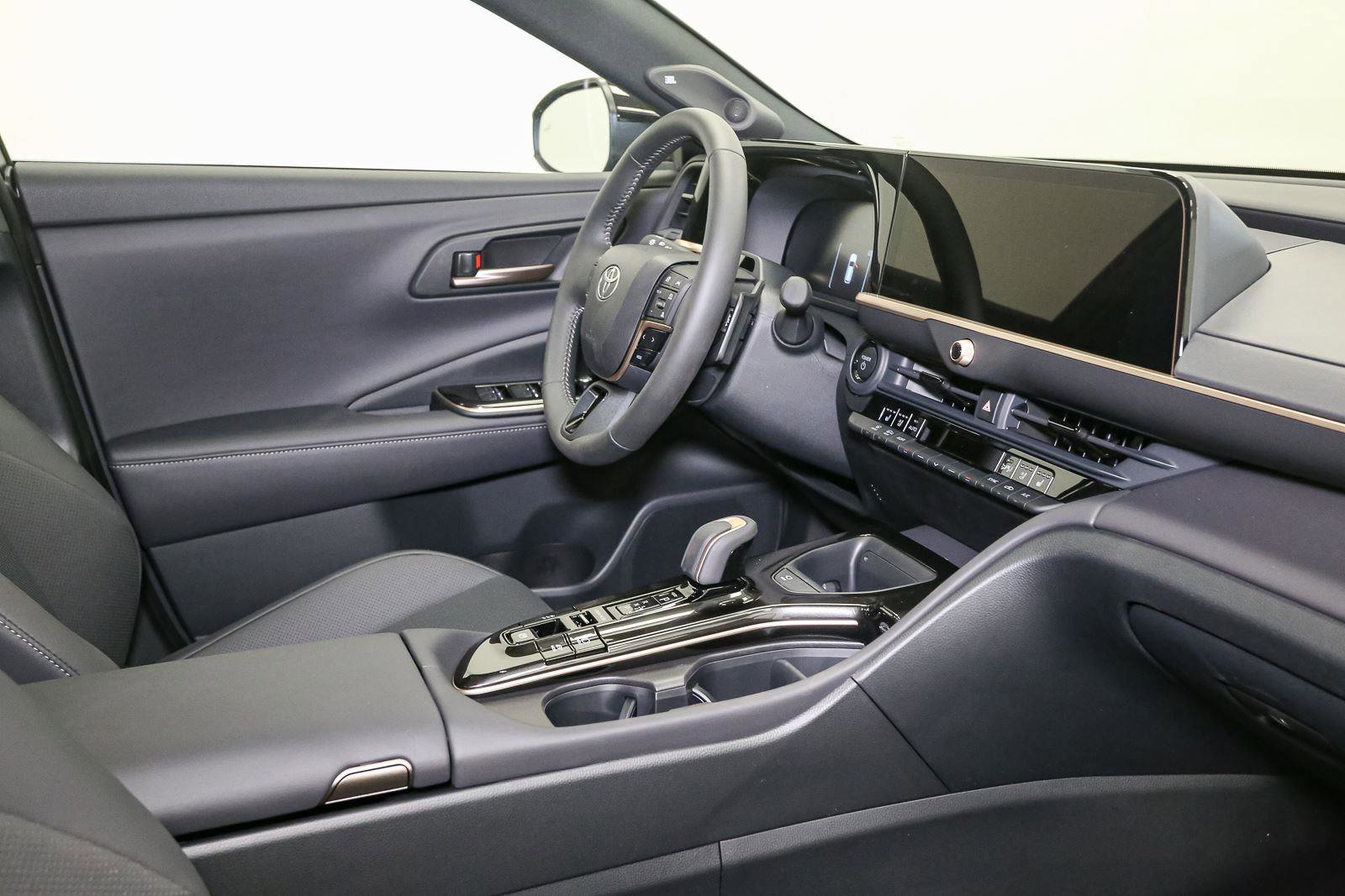 New 2026 Toyota Crown Signia AWD/4WD image 17