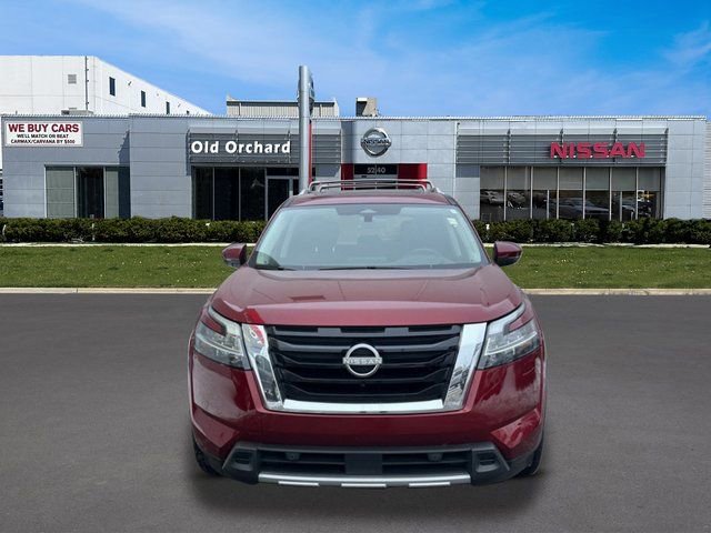 Used 2024 Nissan Pathfinder Platinum w/ Cargo Package image 2
