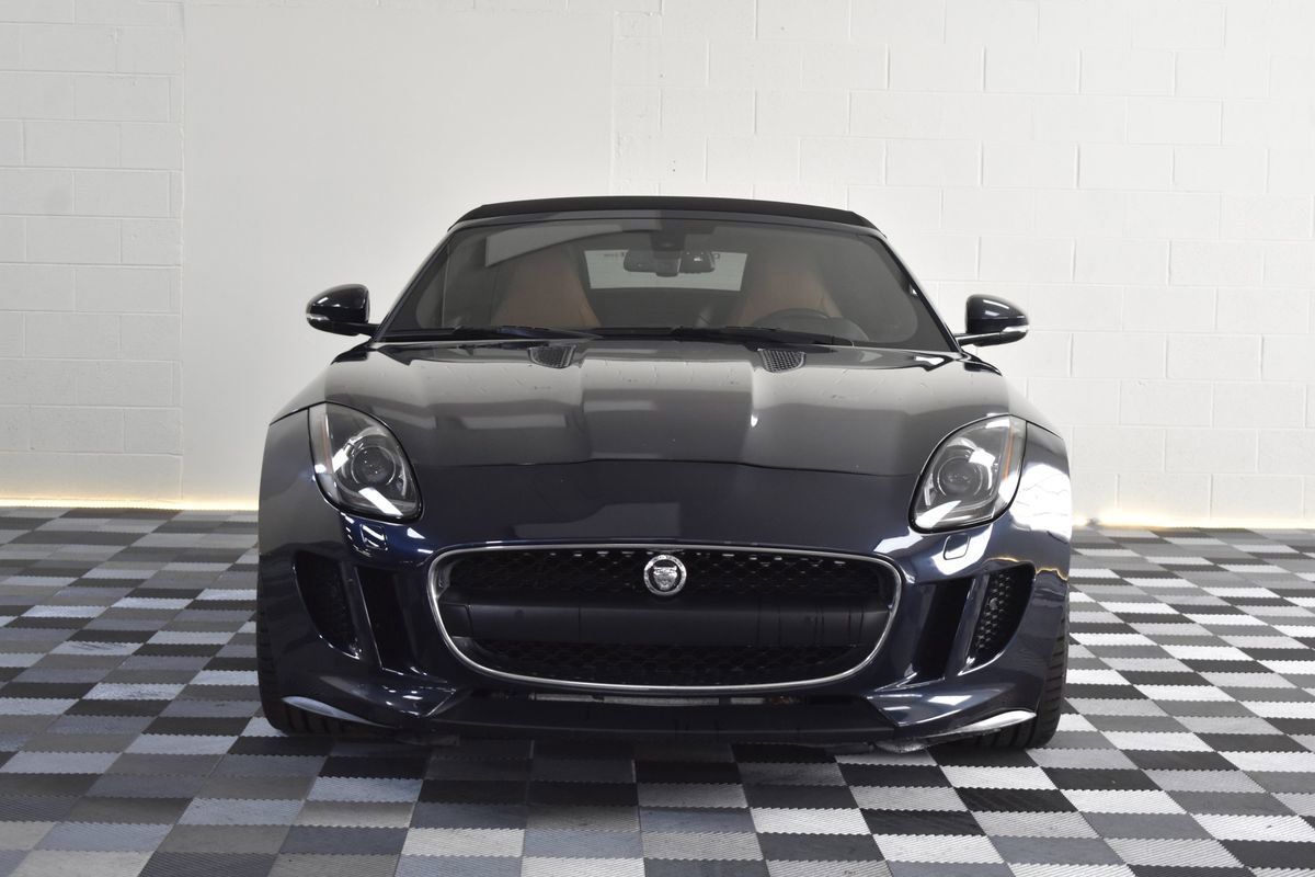 Used 2014 Jaguar F-TYPE image 10