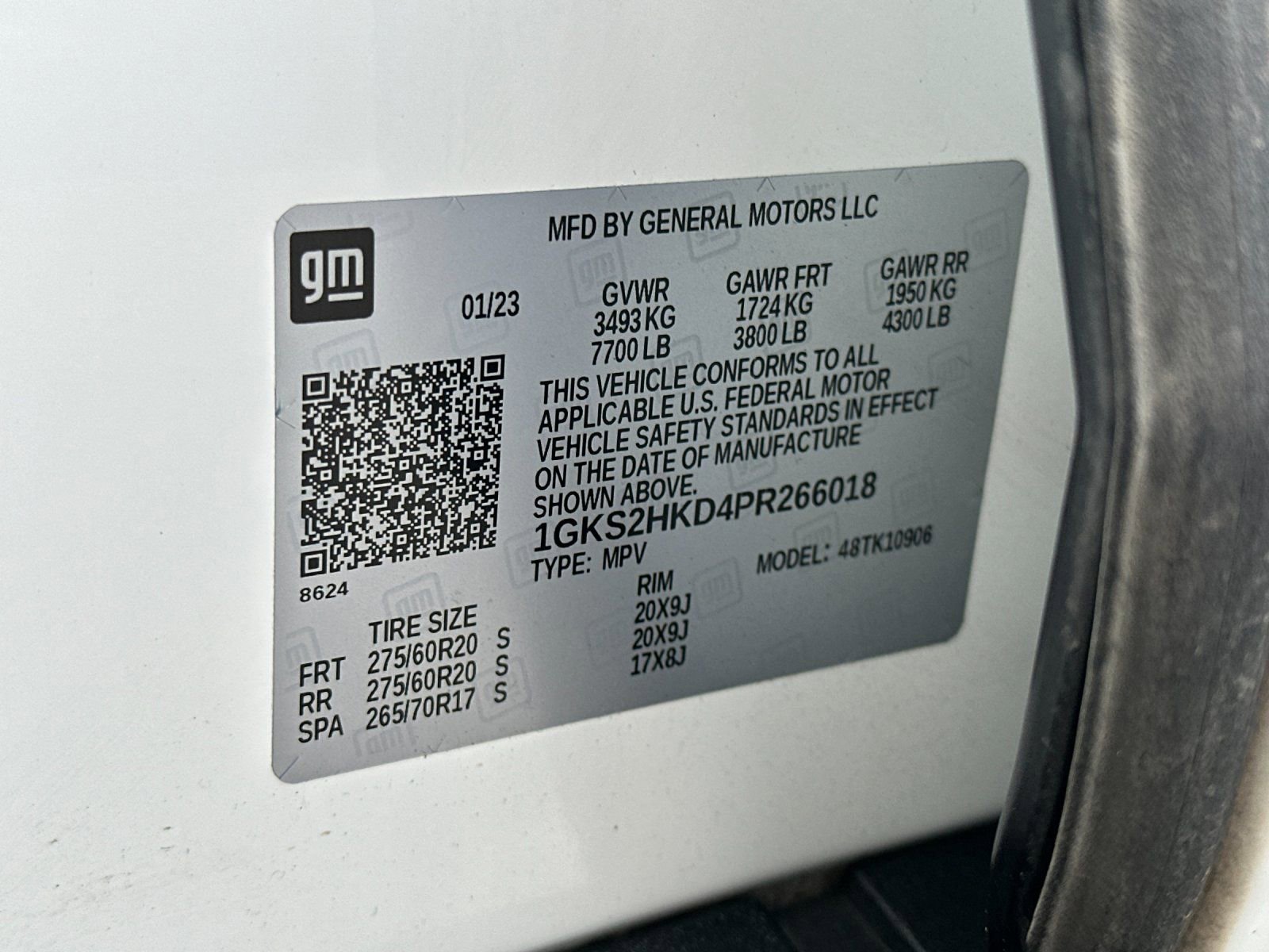 Used 2023 GMC Yukon XL AT4 image 38