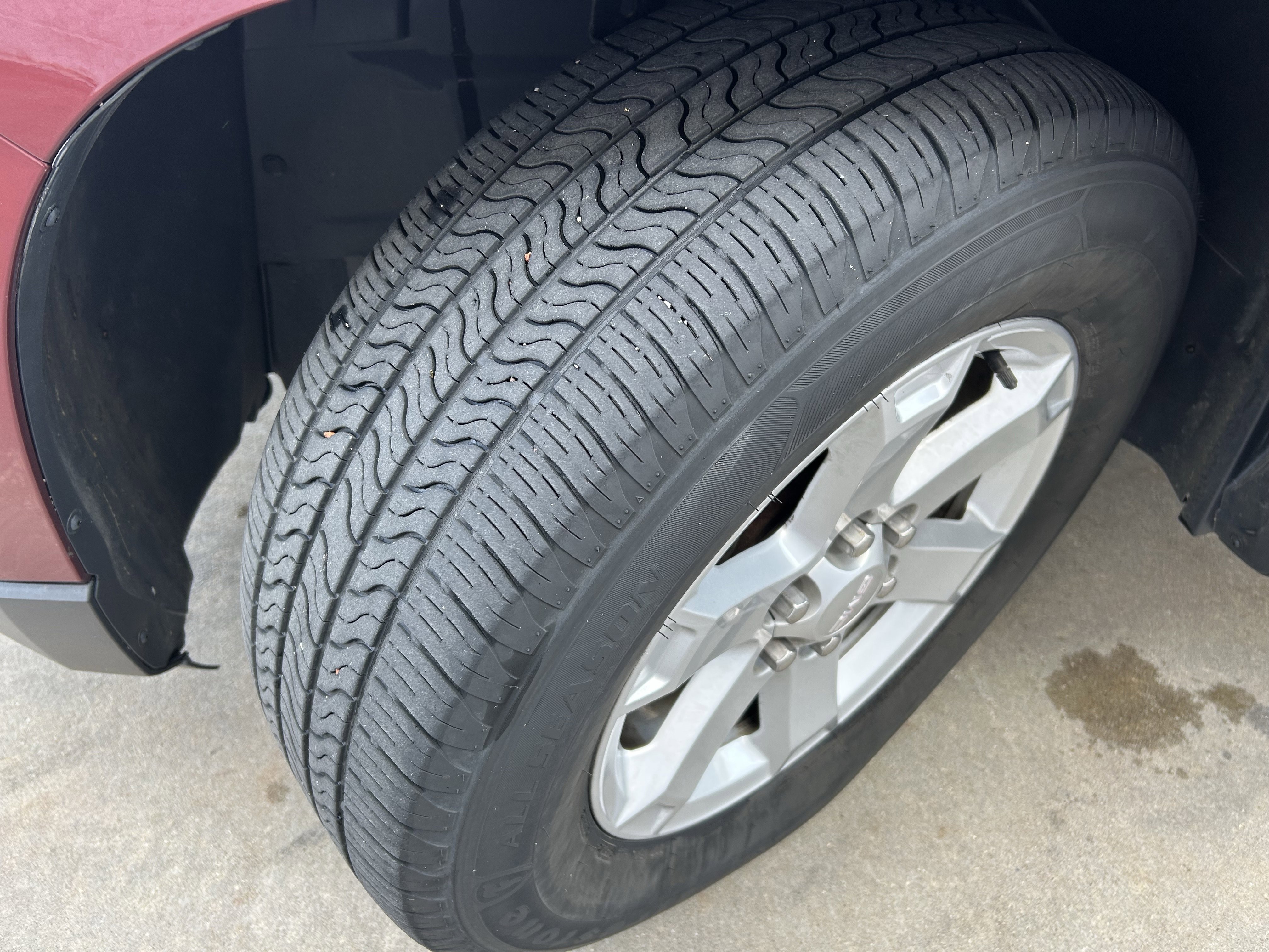 Used 2015 GMC Acadia SLE AWD/4WD image 10