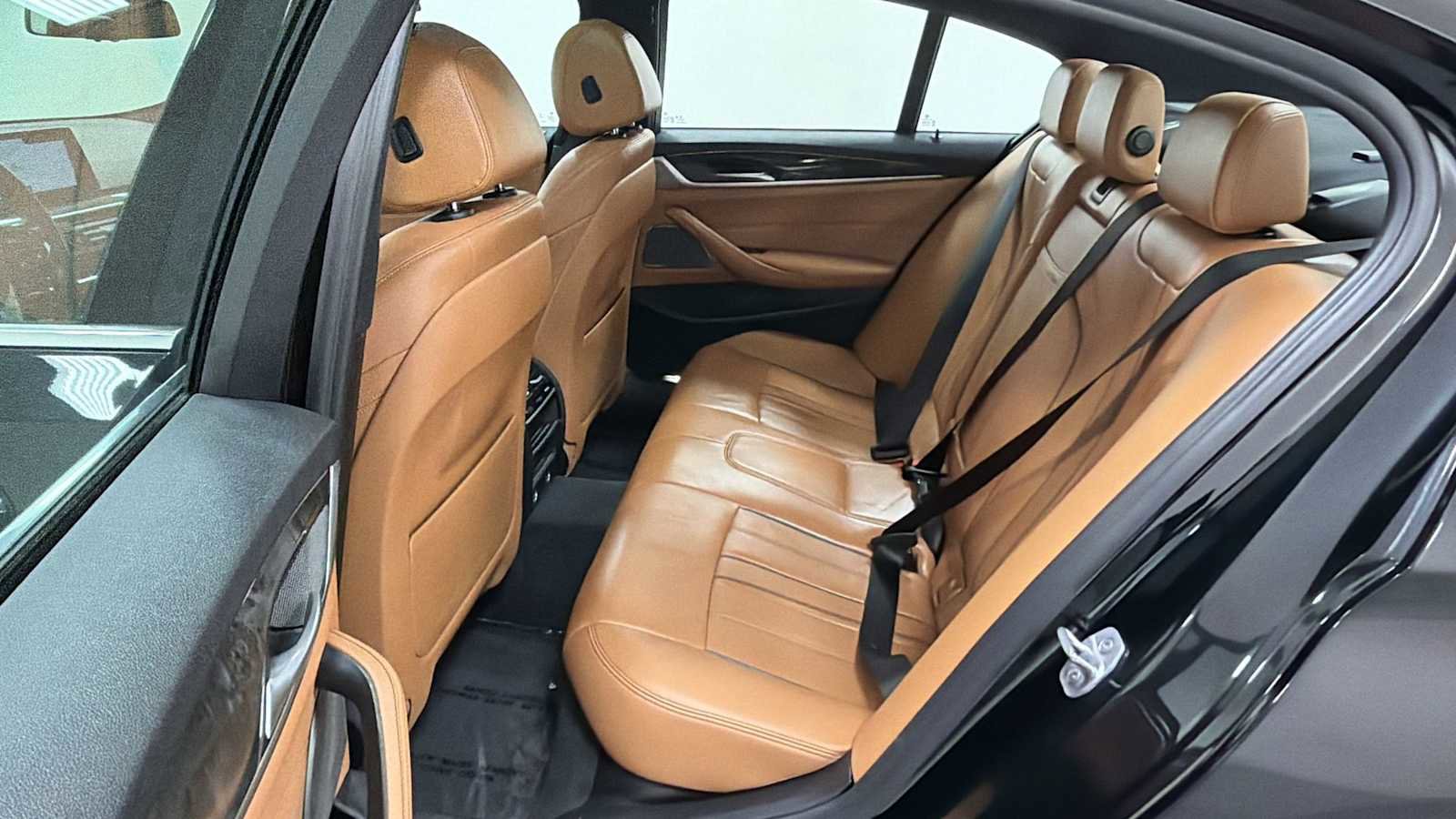 Used 2018 BMW 540i xDrive 540i xDrive image 25