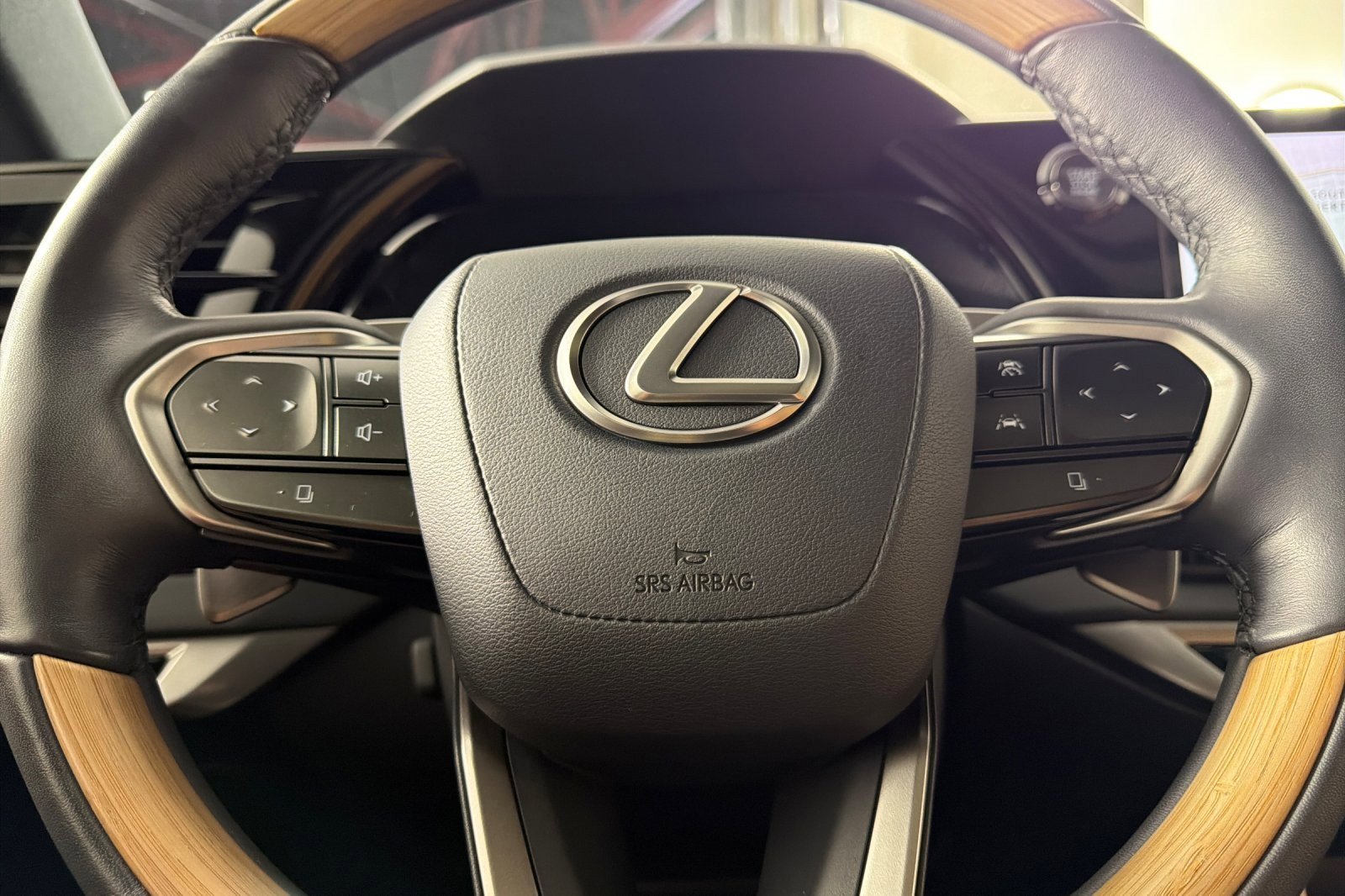 Used 2024 Lexus RX 350 Premium Plus w/ Convenience Package image 23