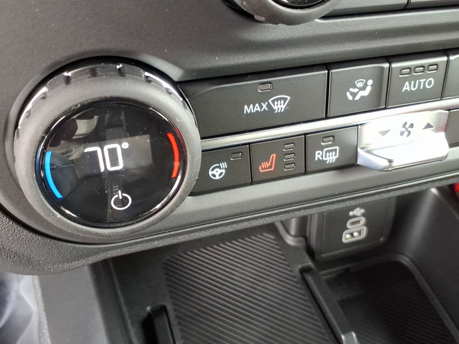 New 2026 Ford Bronco Outer Banks image 10