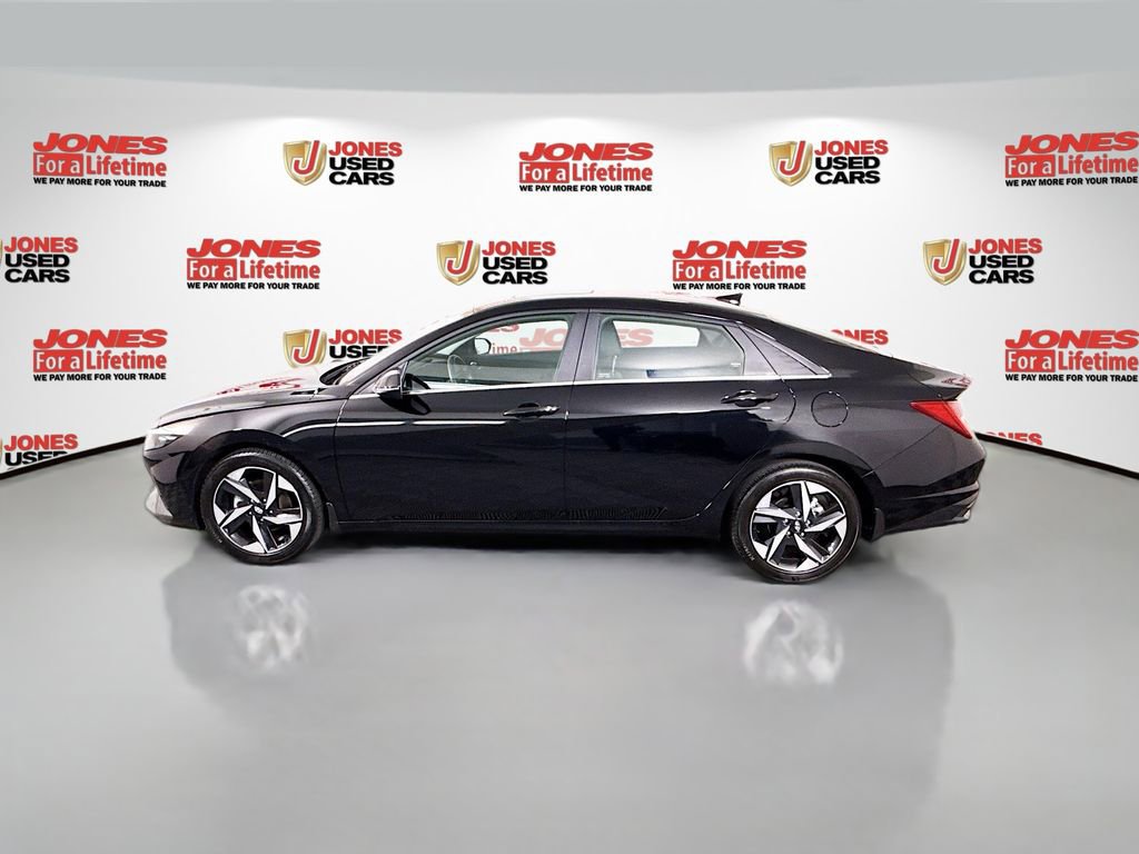 Certified 2023 Hyundai Elantra Limited FWD image 15