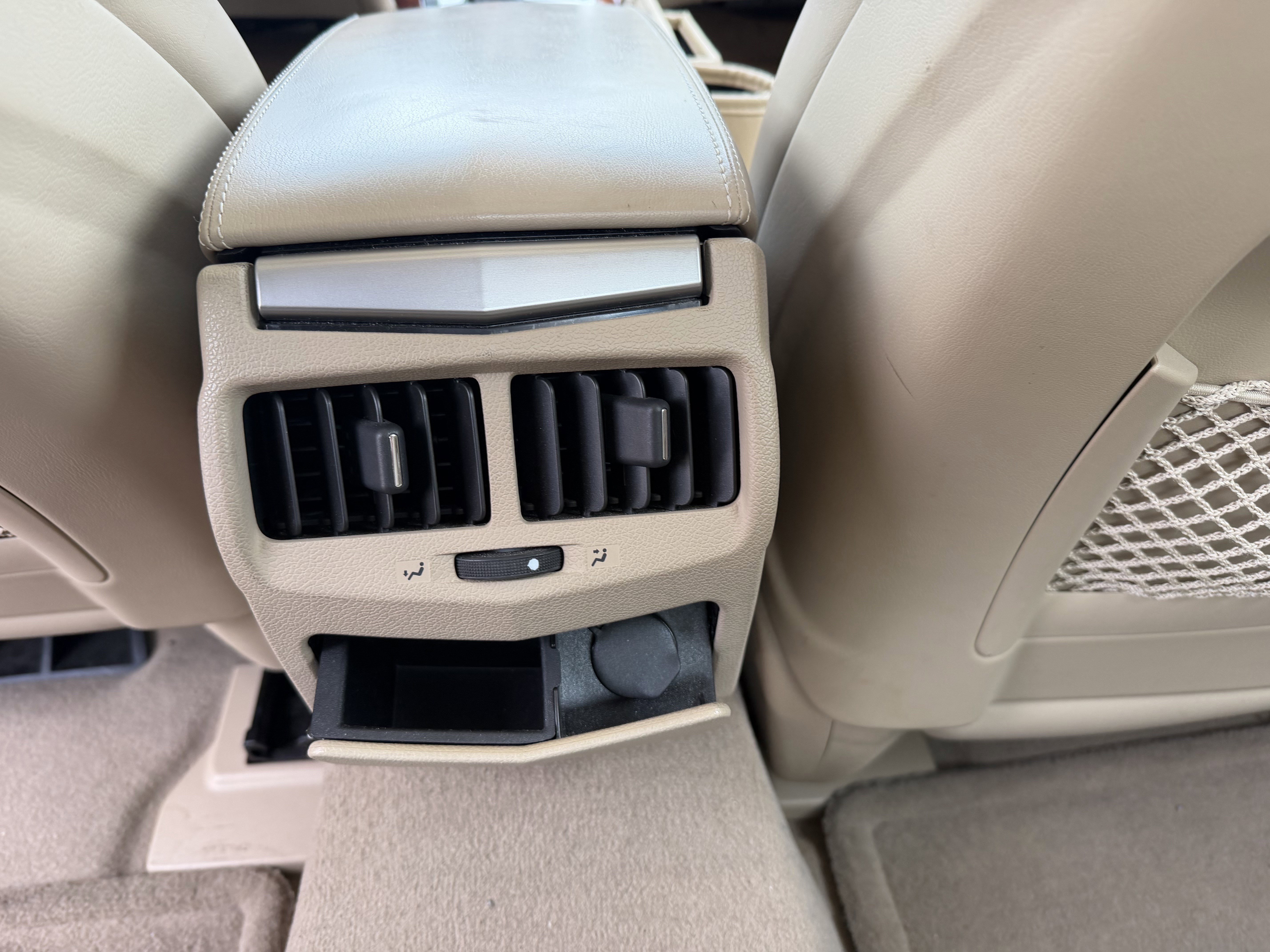 Used 2009 Cadillac CTS 3.6 RWD image 11