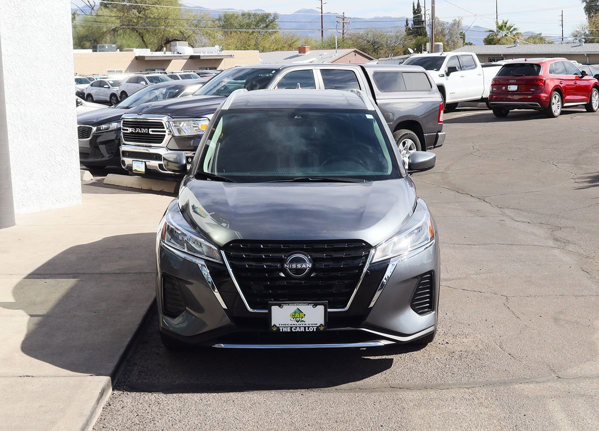 Used 2024 Nissan Kicks SV FWD image 15