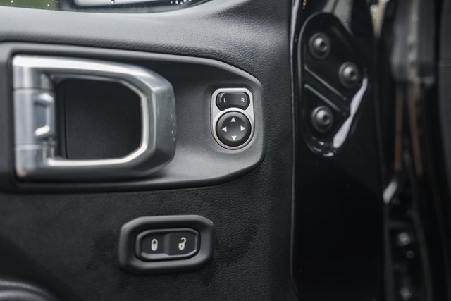 Used 2019 Jeep Wrangler Unlimited Sport S image 37