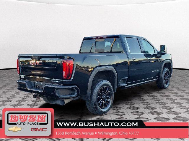 Used 2022 GMC Sierra 2500 Denali w/ Denali Black Diamond Edition AWD/4WD image 4