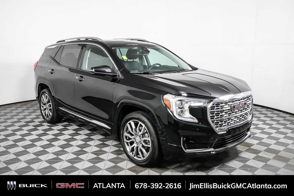 Used 2022 GMC Terrain Denali w/ LPO, Cargo Package image 28
