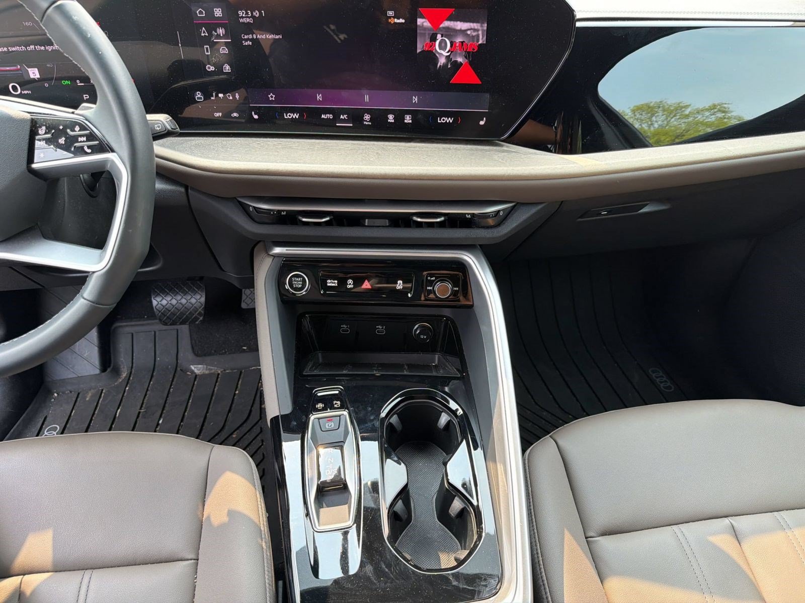 Certified 2025 Audi Q5 Premium w/ Convenience Package AWD/4WD image 17