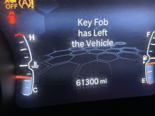 Used 2022 Jeep Compass Trailhawk w/ Trailhawk Convenience Group image 15