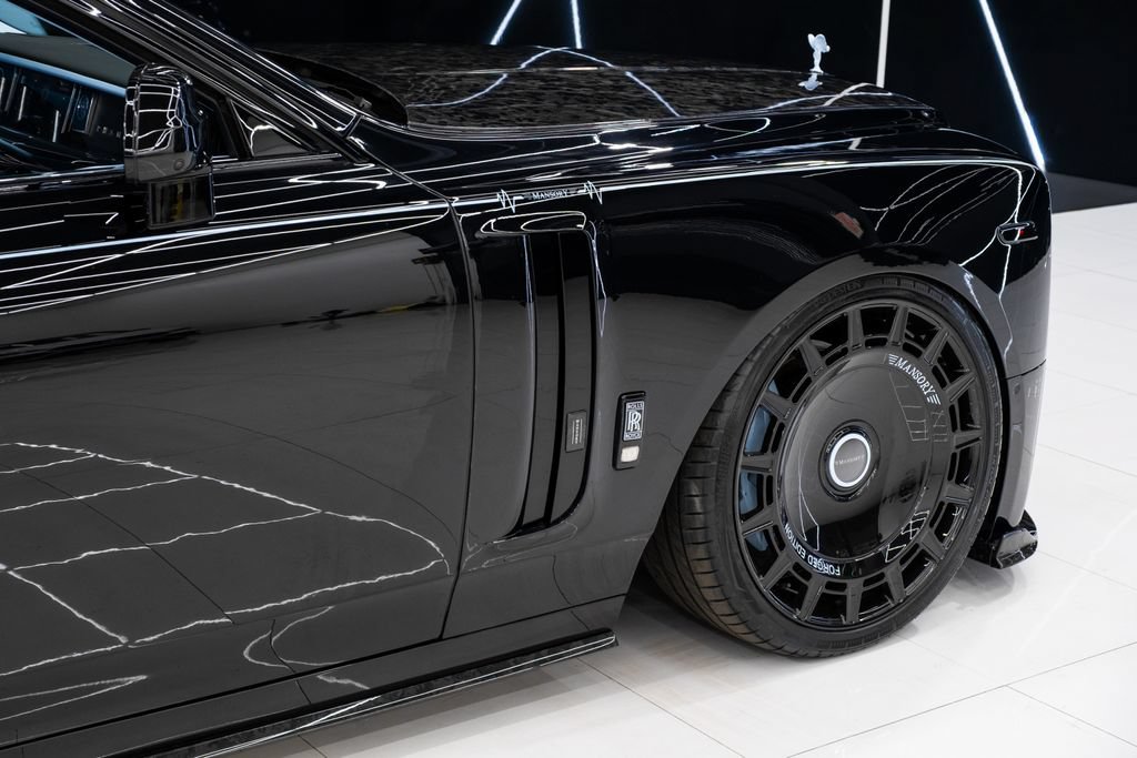 Used 2026 Rolls-Royce Phantom Sedan RWD image 13