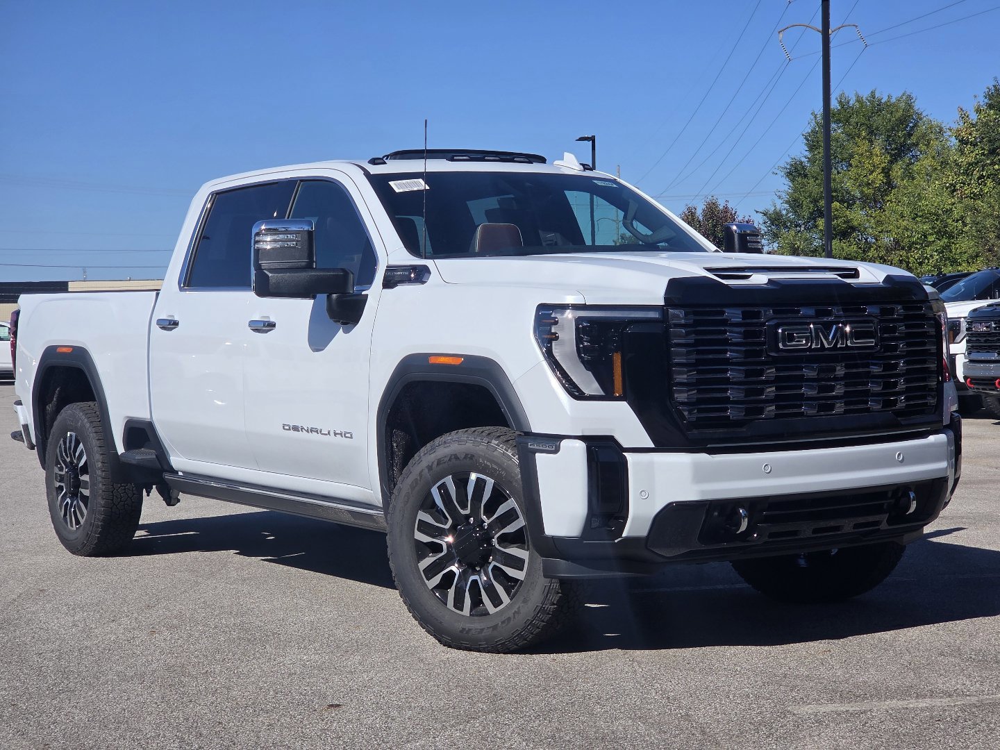 New 2026 GMC Sierra 2500 Denali Ultimate w/ Max Trailering Package AWD/4WD image 2