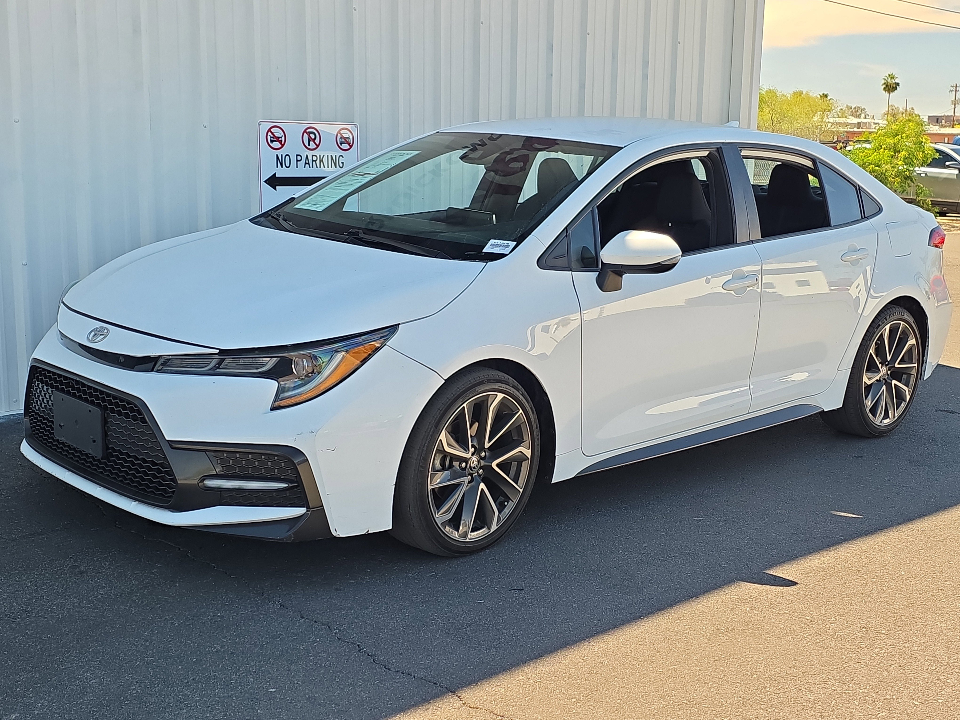 Used 2021 Toyota Corolla SE image 3