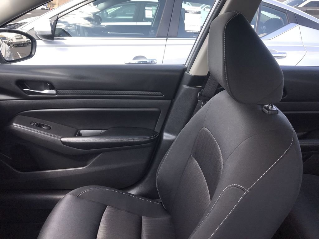 Used 2024 Nissan Altima 2.5 SV image 22