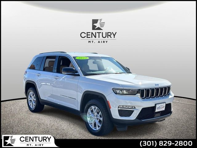 Certified 2023 Jeep Grand Cherokee Limited w/ Trailer Tow Prep Group (B)