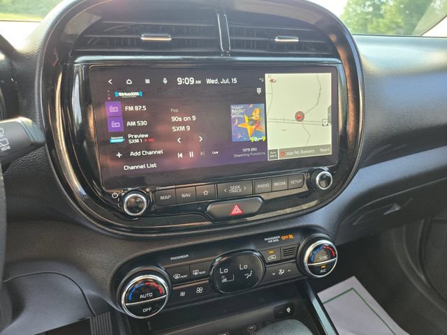 Used 2023 Kia Soul S FWD image 22