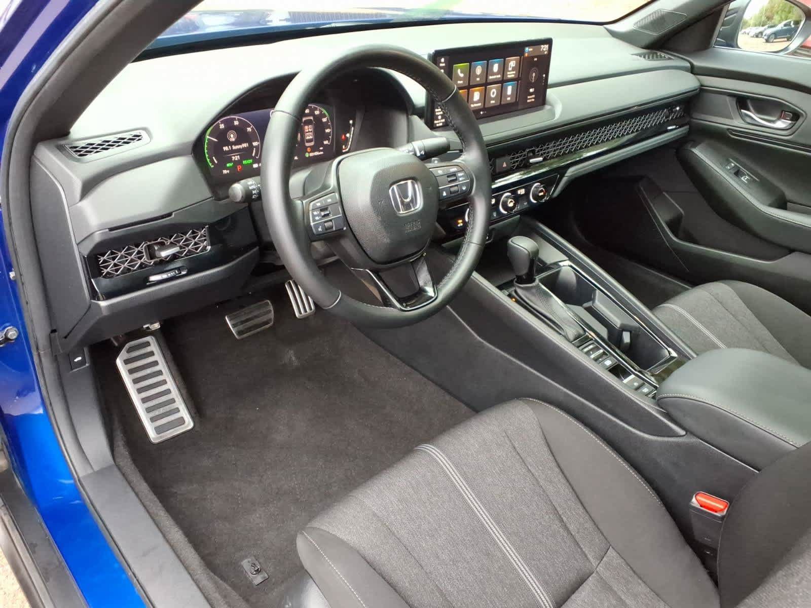 Used 2024 Honda Accord Sport image 13